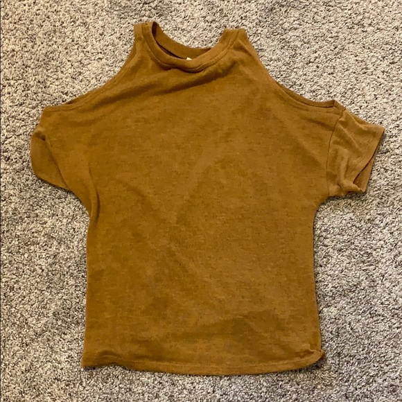 Off the shoulder top - Picture 3 of 3